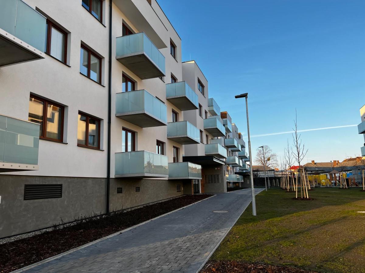 Apartman U Satoshiho Olomouc Bagian luar foto